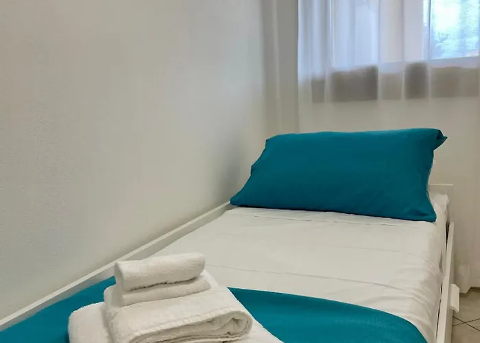 Casita Feliz